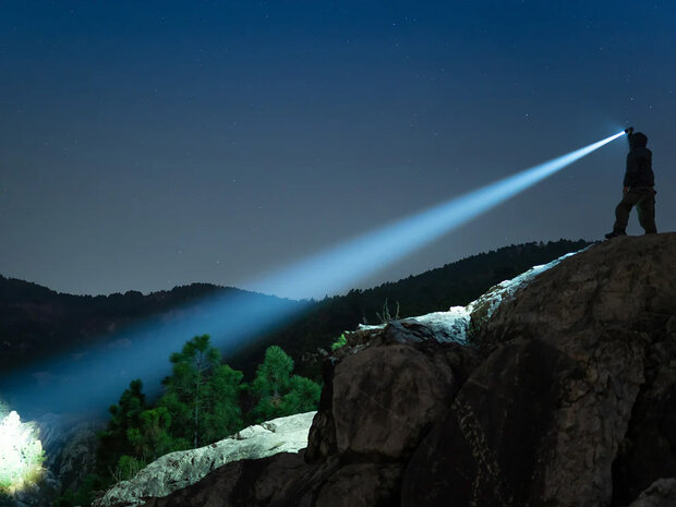 Olight Marauder Mini | Multicolor Ver- En Breedstraler